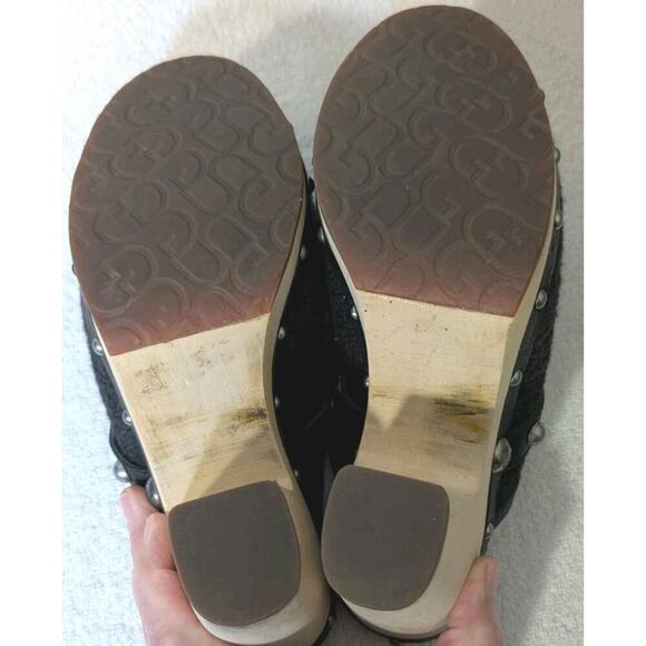UGG 100490 Women's Leather & Wool Black Clogs Shoes Wood Mules Sz 8 US - Picture 11 of 11